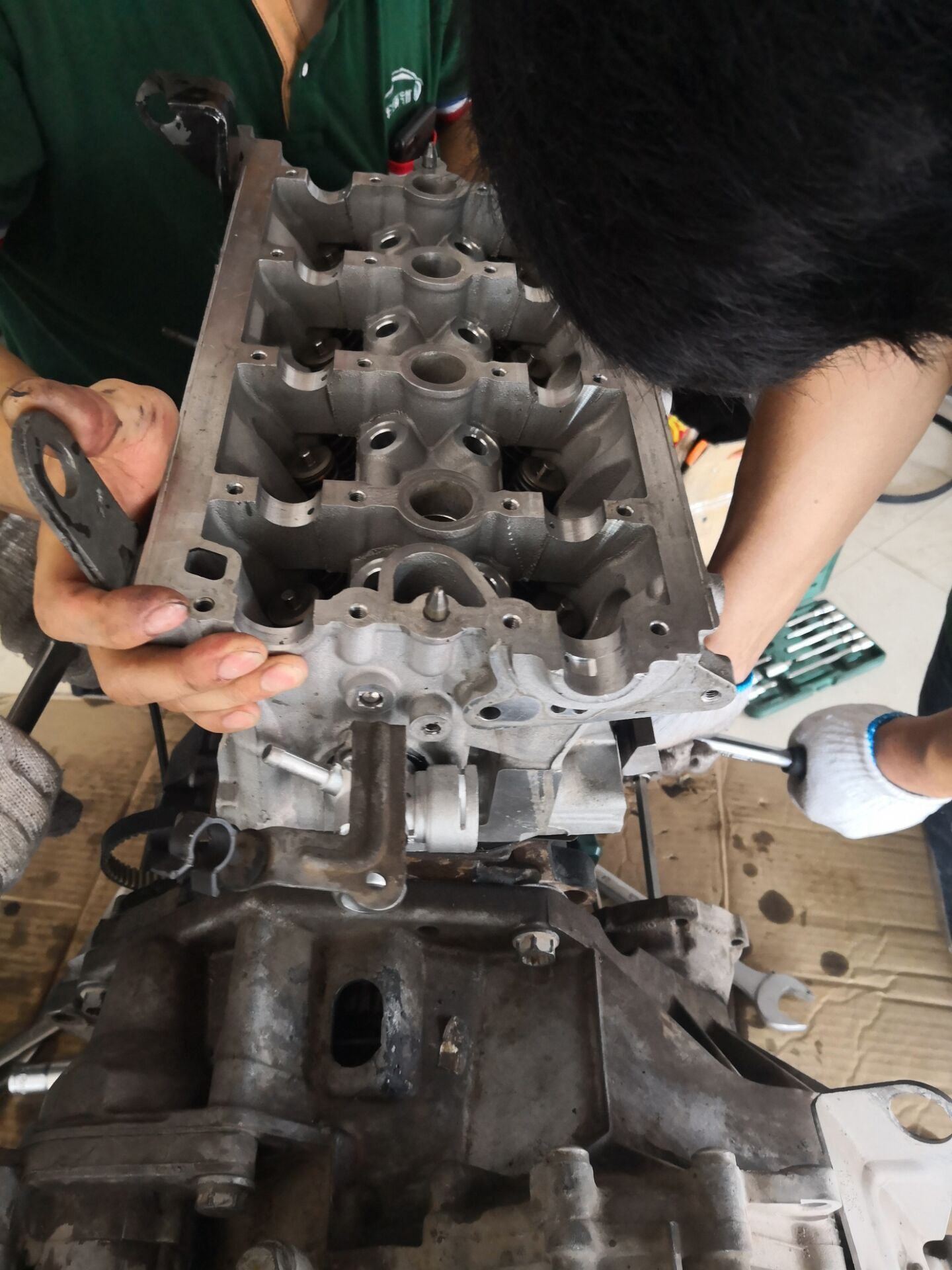 新帕萨特ea888大修多少钱,大众帕萨特ea888烧机油能修好吗