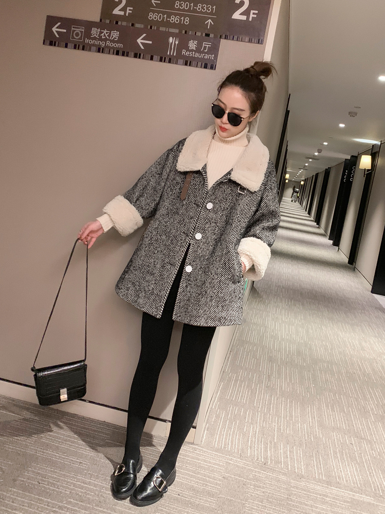 韩系中长款外套穿搭,冬季小香风毛呢外套