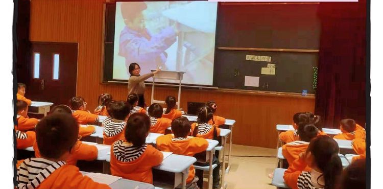 绀鸿寖鍖虹鍥涘鍖轰紭璐ㄨ璇勬瘮娲诲姩,绀鸿寖鍖虹浜斿鍖洪潚骞存暀甯堝睍绀鸿