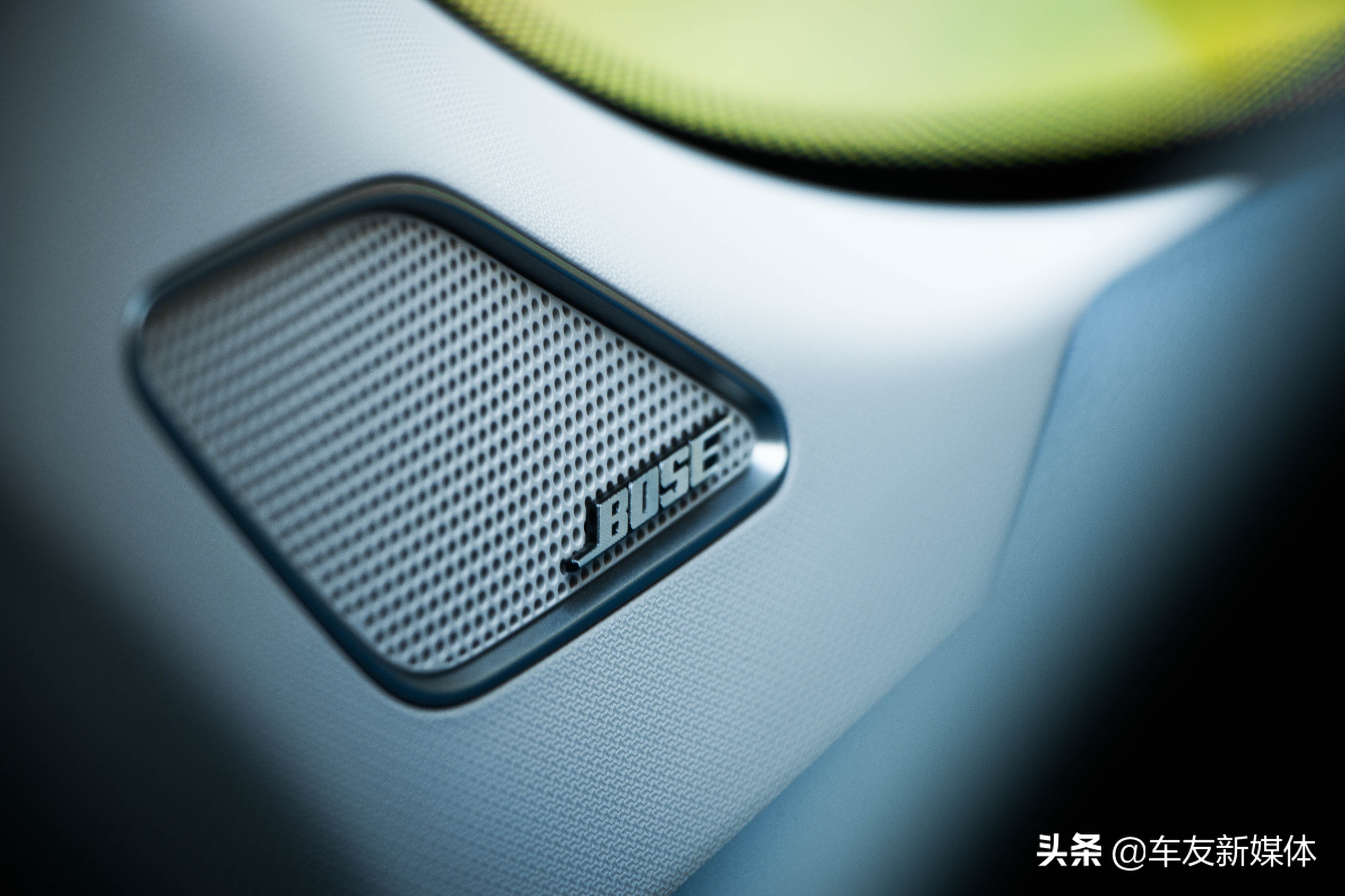 吉利星瑞时空皓月试驾第一视角,颜值才华全都要深度试驾吉利星锐