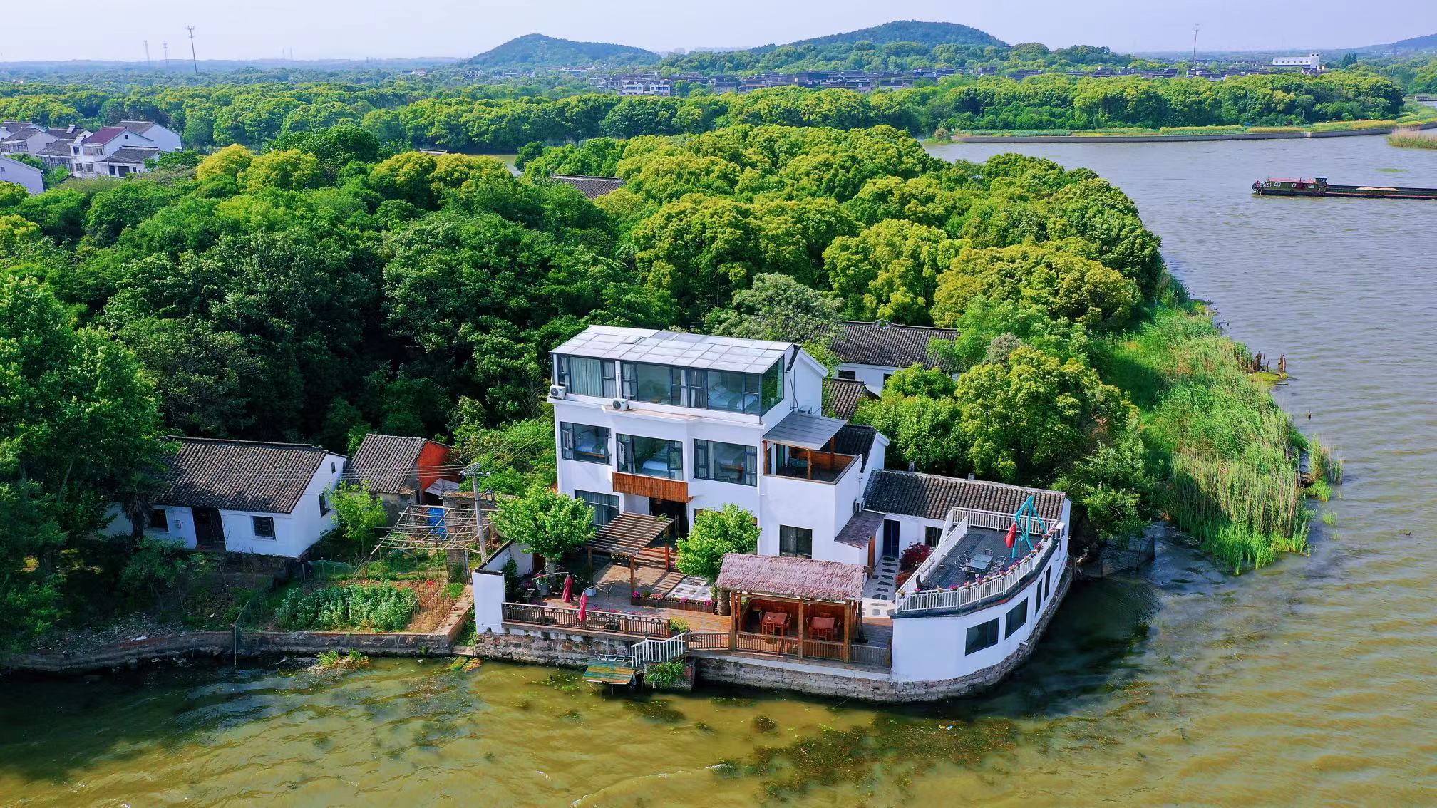 苏州太湖不足1平方公里小岛,苏州有座小岛隐匿于太湖之中