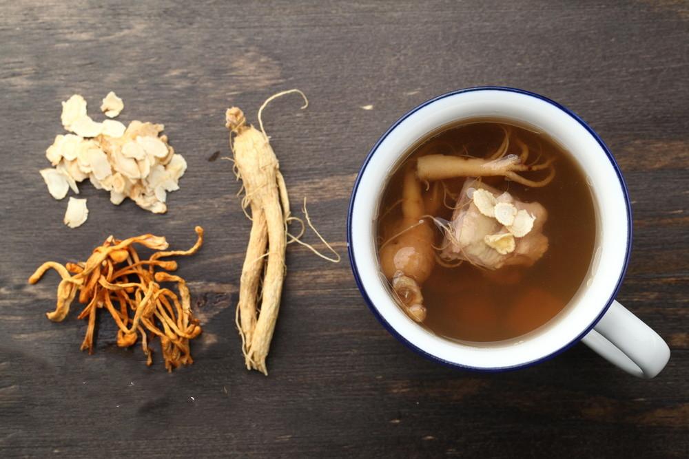 春夏之交，用好几个食疗方，浮肿、面黄、眼袋，轻松祛除