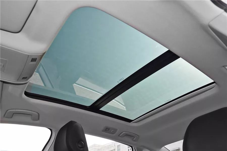 大众速腾车主用车真实感受,新速腾和老速腾对比优势在哪里