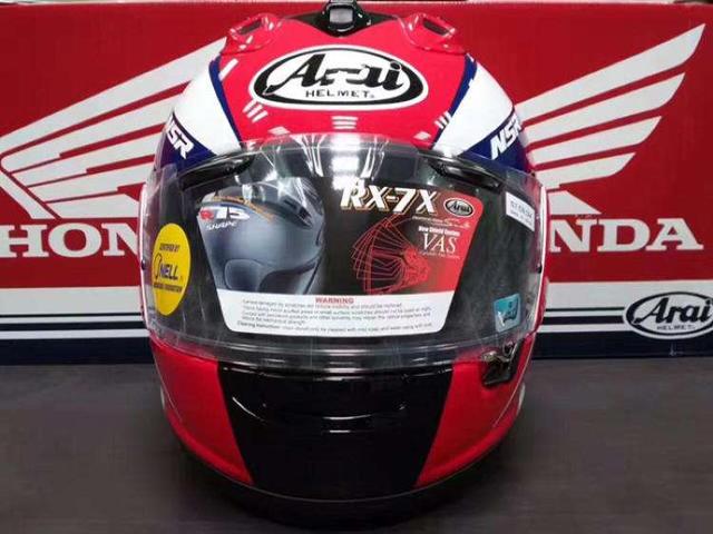 如何挑选经济实用的摩托车头盔,选择摩托车头盔的正确方法