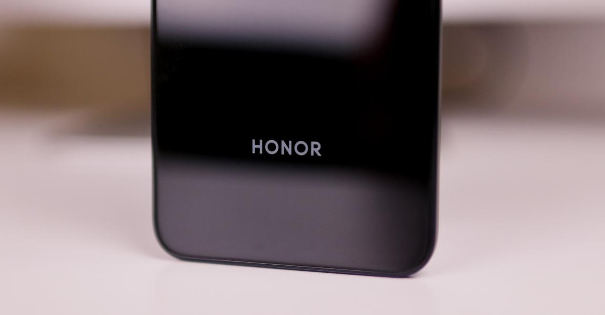 5g时代最真实的游戏体验,荣耀play5是不是5g手机