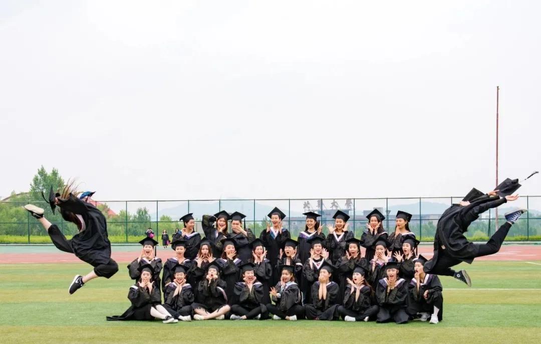 初中生读技校选哪个地方前景好,初中毕业读什么职高和技校比较好