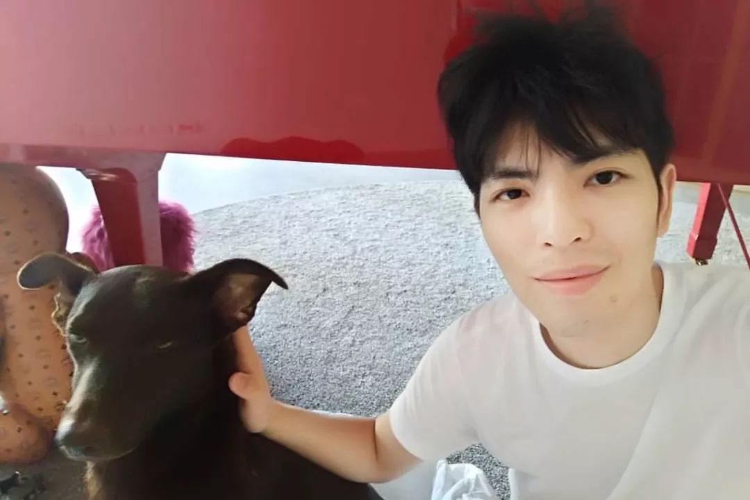 萧敬腾的单身豪宅曝光,萧敬腾8层豪宅曝光多少钱