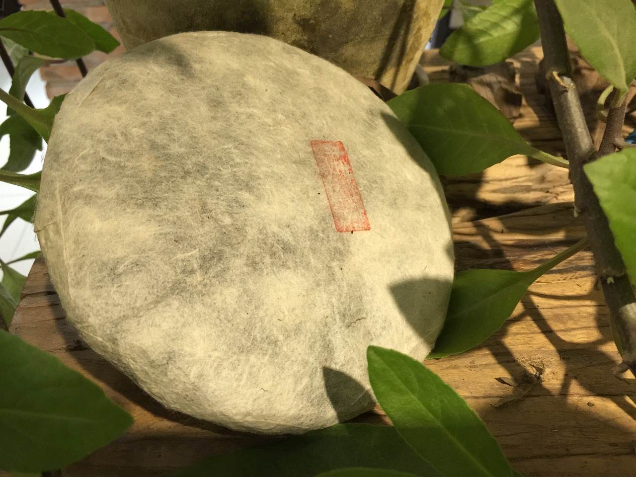 一饼普洱茶一万多,一饼价值百万的普洱茶