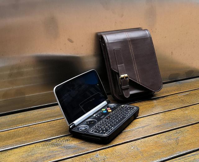 华为笔记本和苹果笔记本设计,苹果笔记本对比华为触屏笔记本