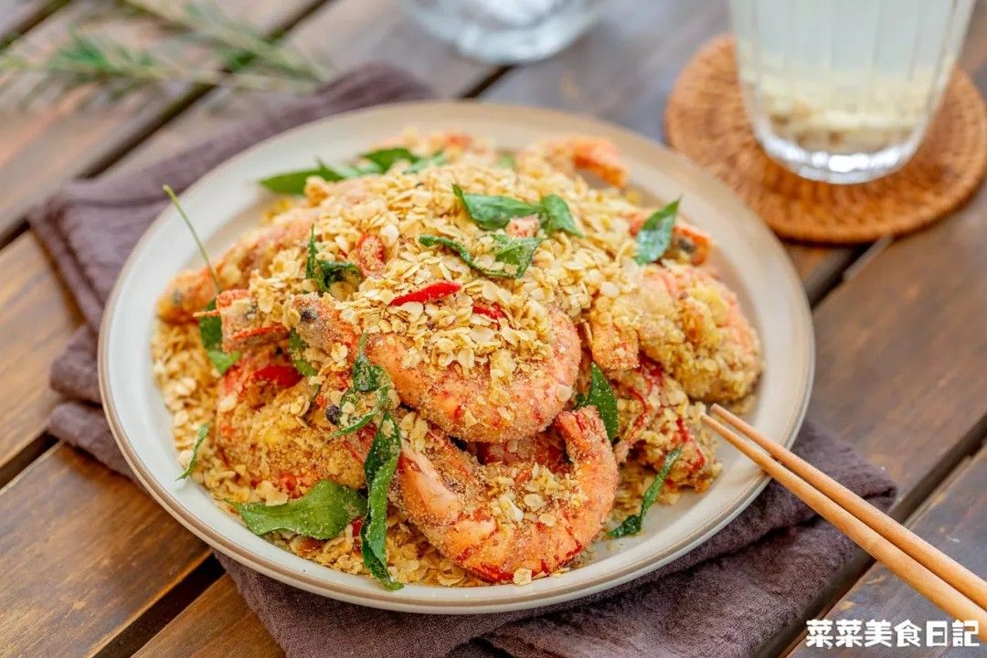 这菜烧的看着就有味道色香味俱全,这菜烧的太漂亮看着都流口水