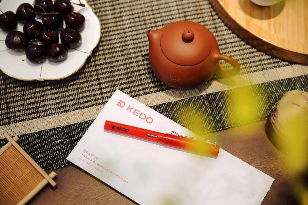 鸿鹄展翅:科度门窗签约君佐策划