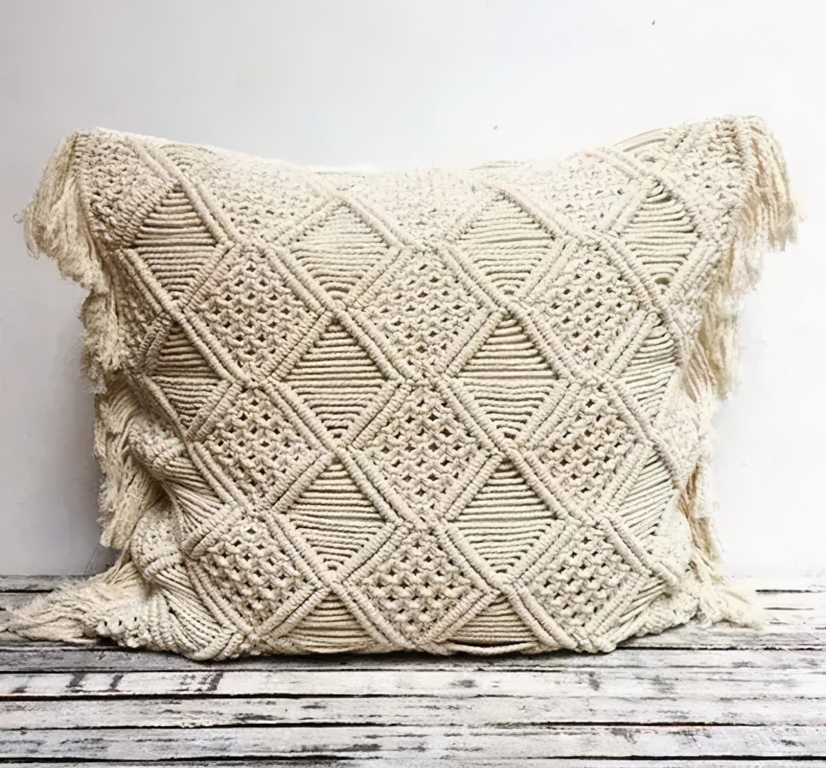 家里旧抱枕，用绳子编个枕套，让你一抱上，就不想放下来！附教程