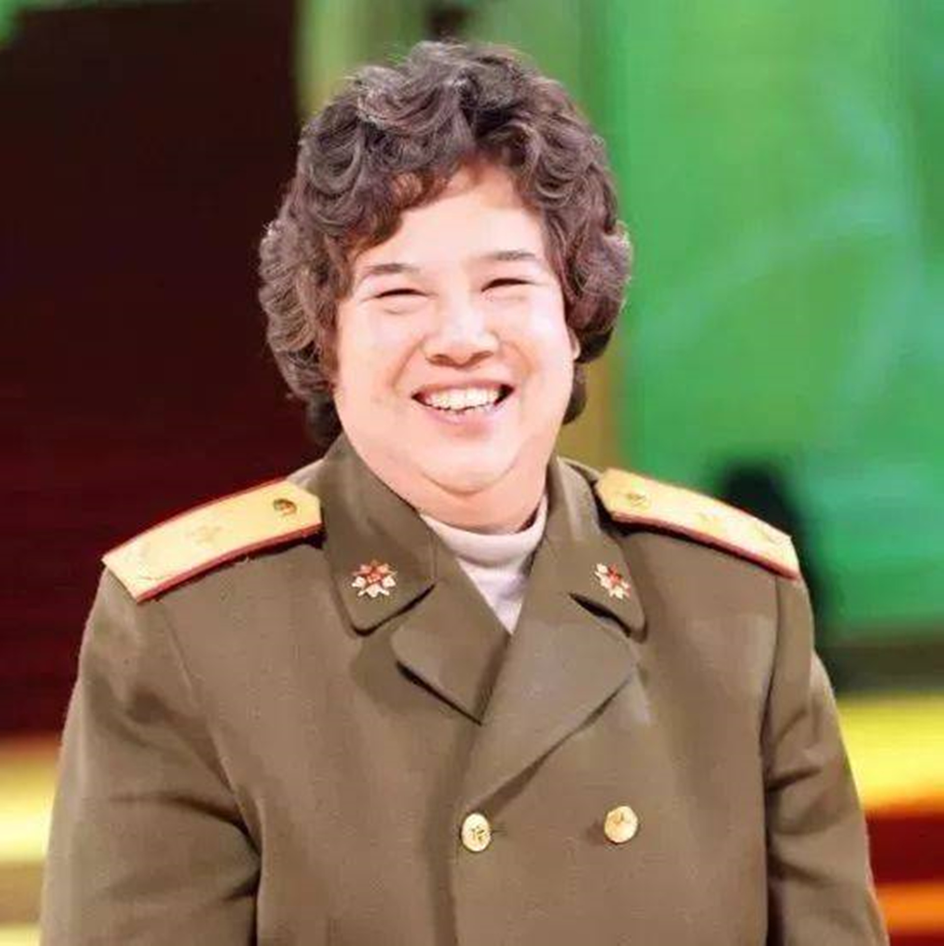 *新宇毛**夫人刘滨：毛主席的孙媳妇，传承优良作风，婆媳关系的典范