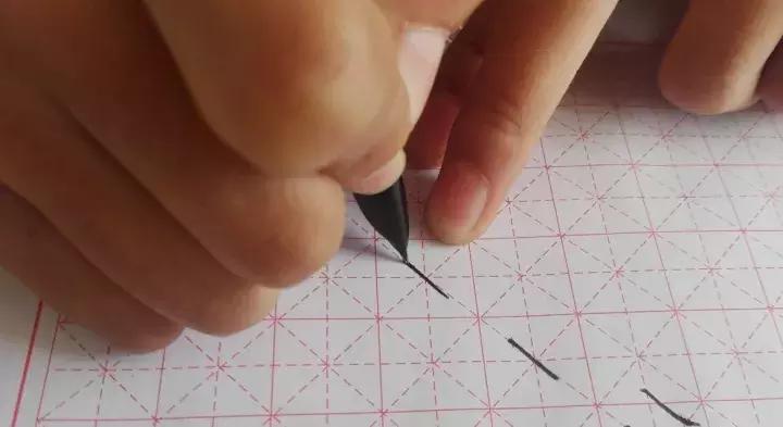 少儿练字书法入门视频教程,少儿练字楷书入门教程笔画要点