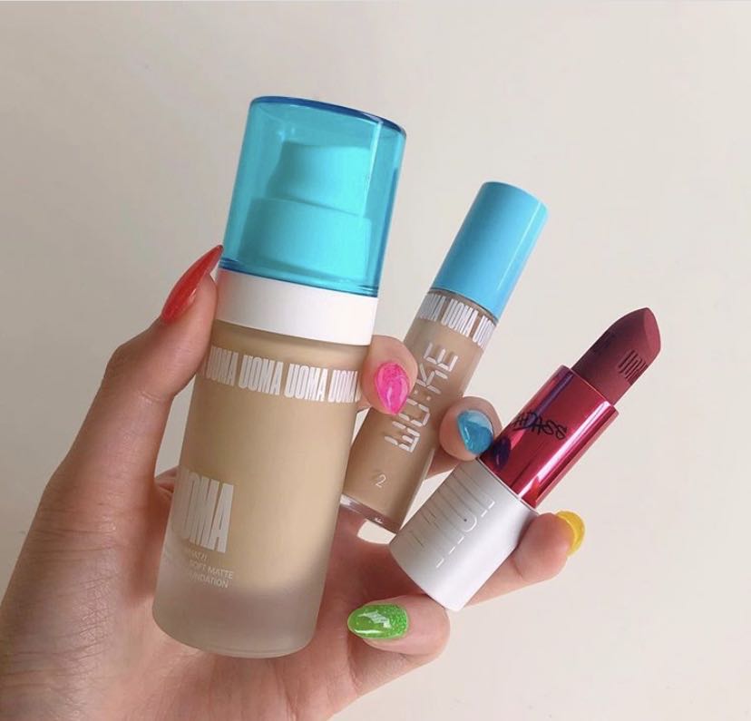 脸大,脸圆不要紧,跟着这两步画妆容,大脸变小脸,五官更立体