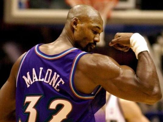 nba球员球衣里穿的紧身衣叫什么,为什么nba球衣同款穿紧身衣