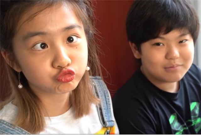 孙莉晒多多舞台照,多多和孙莉参加的节目