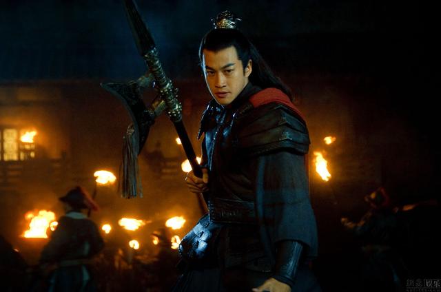 三英战吕布时刘备与吕布认识吗,刘备吕布三英