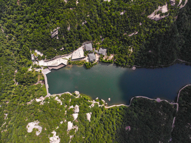 天柱山，怪你过分美丽