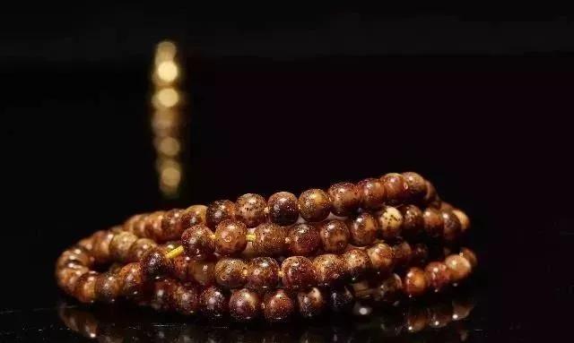 星月菩提奶油黄好还是顺白好,星月菩提奶油黄