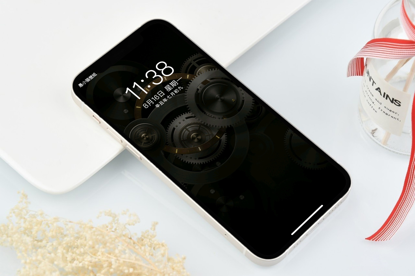 深色简约壁纸全面屏,深色壁纸客厅简约