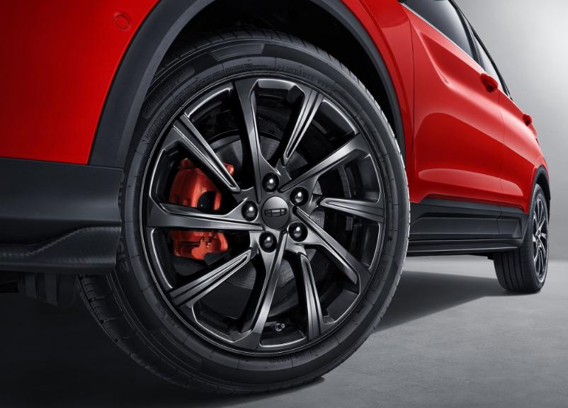 SUV领域后起之秀，吉利缤越PRO匹配四缸引擎，起售不到8万