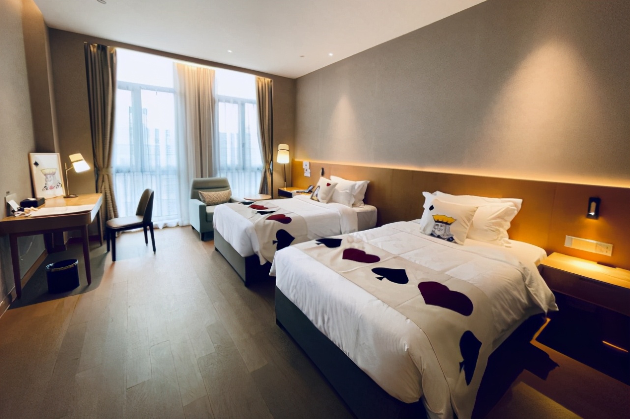 上海人注意!五角场又有酒店搞事情!这样的房间太销魂了