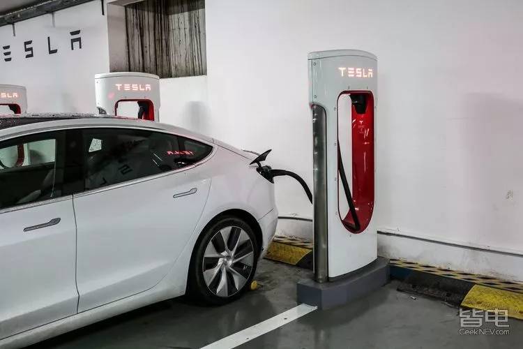 为什么国内大力扶持电车,为什么只有国内大力推电动车