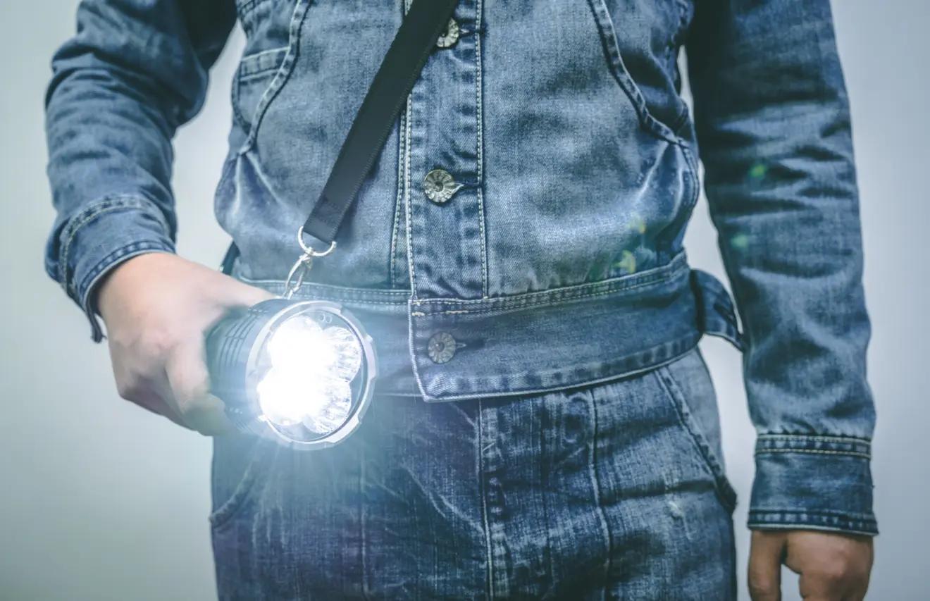 菲尼克斯lr50r原装有几个电池,菲尼克斯lr50r多少钱