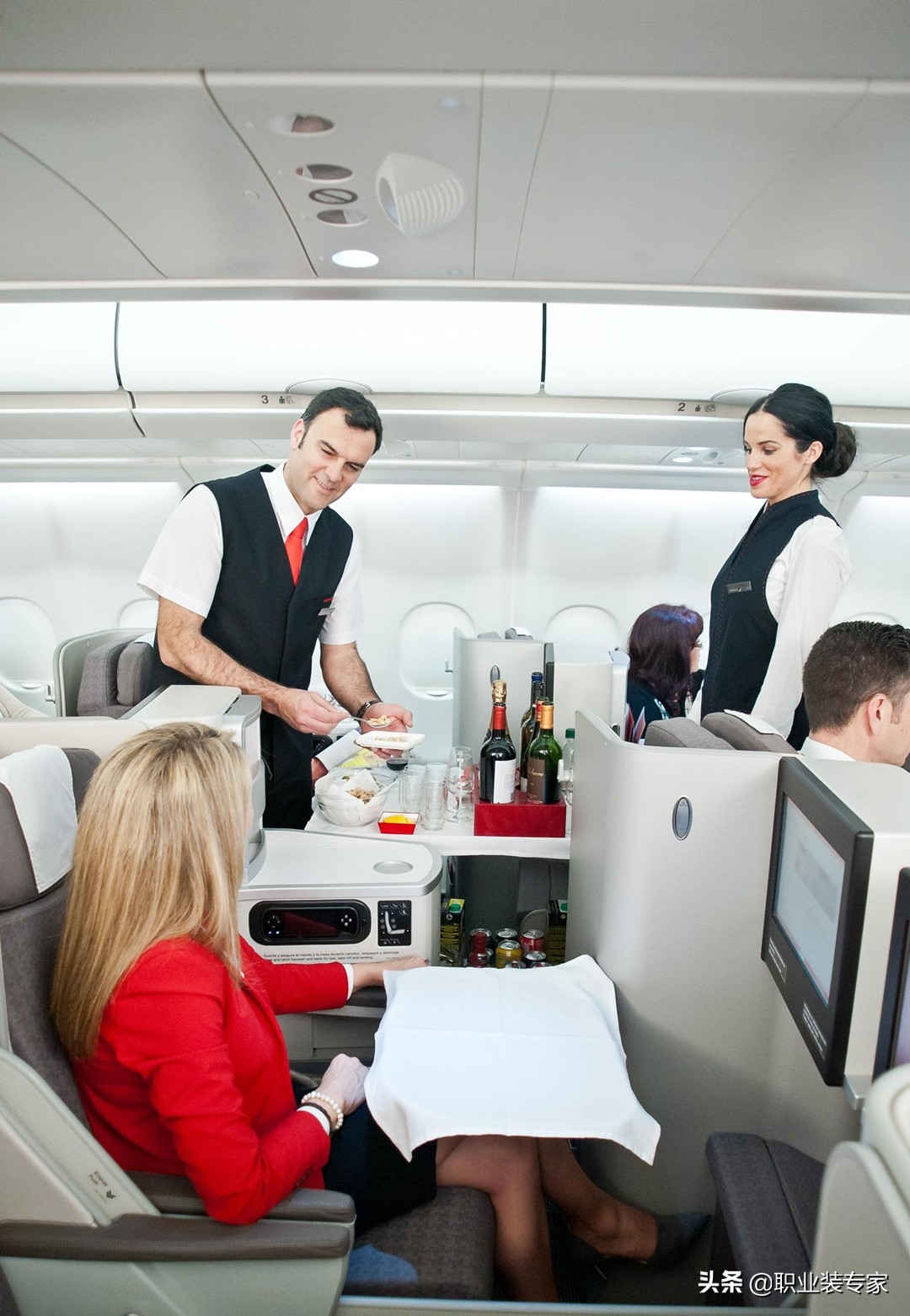 世界航空涂装,世界航空服