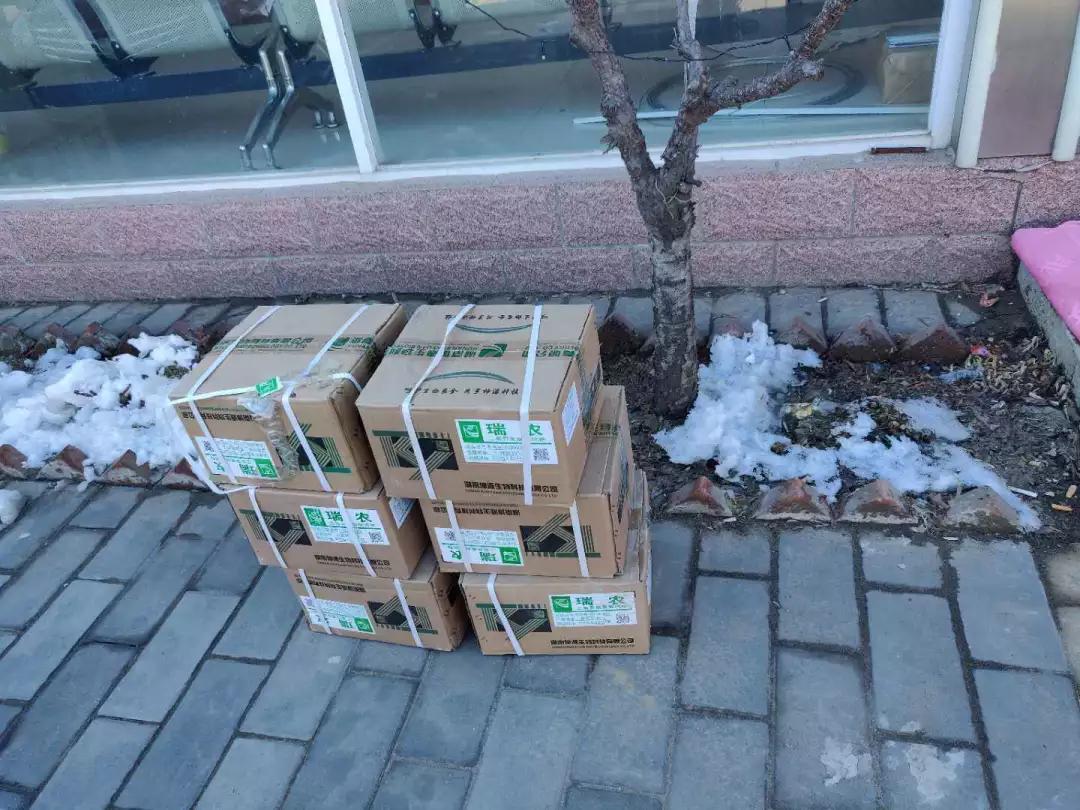 众志成城抗击疫情爱心捐赠暖人心,同舟共济抗疫情爱心捐助暖人心