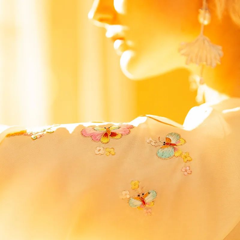 兰公子变身“巧手神探”百乐门老板娘｜纸上刺绣，别具匠心