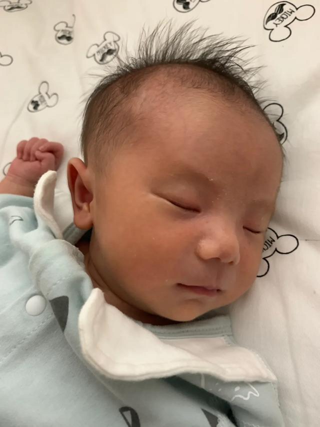 青少年打嗝怎么处理,孩子总打嗝怎么处理