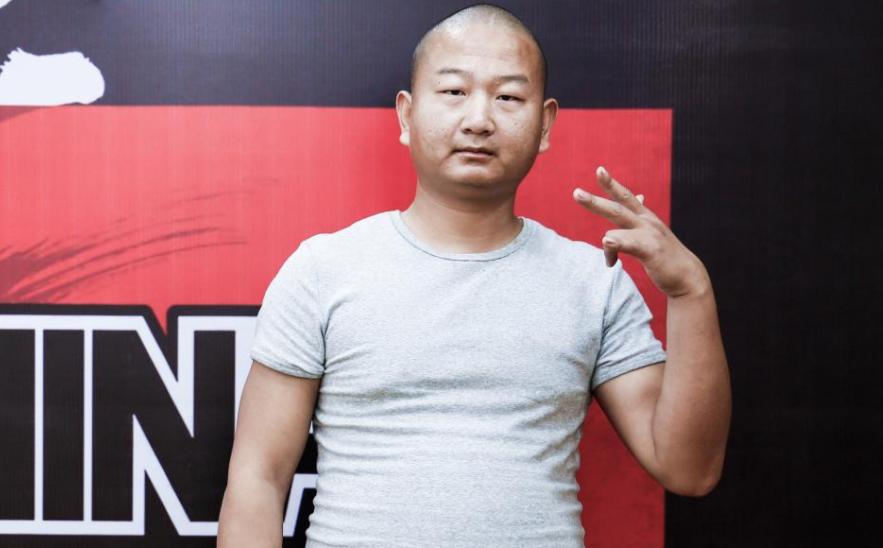 网红giao哥在哪个酒吧被殴打,网红giao哥回应酒吧演出被打