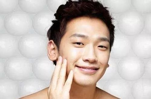 皮肤科医生头发脱落,皮肤科医生被教授提问