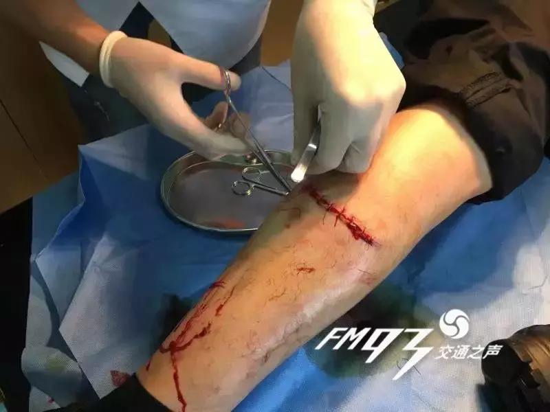 “唐亚武,命令你立即停止工作!”