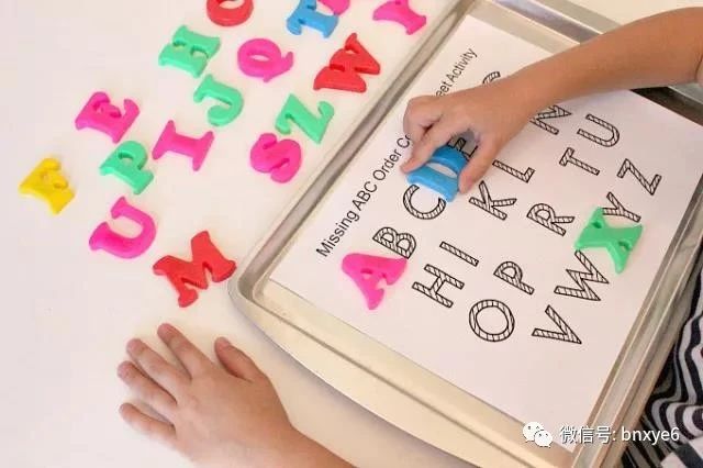 3-6岁幼儿英语字母游戏,26个英文字母不过关能学会吗
