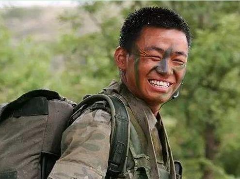 撤侨令下，骑虎难下的董卿刘亦菲，人设崩塌的王宝强，将面临选择