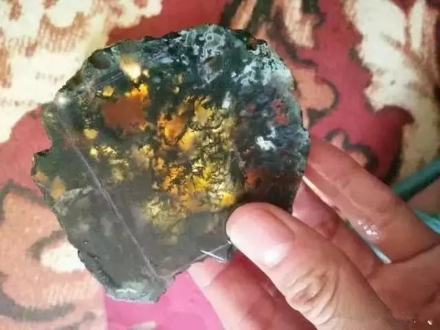 水草玛瑙有什么作用,老料水草玛瑙和新水草玛瑙