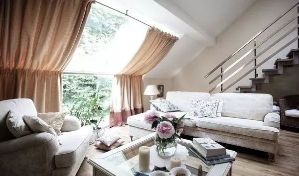 别墅客厅窗帘最新款式效果图,2020别墅窗帘