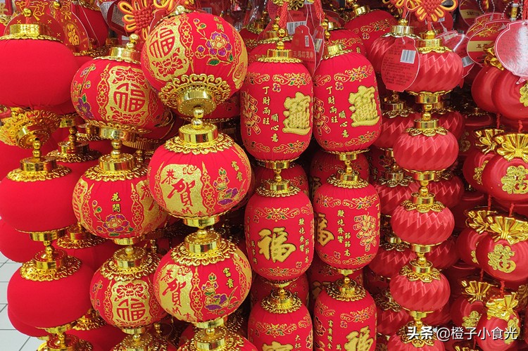 大年初一不睡懒觉俗语,大年初一不吃稀饭是什么讲究