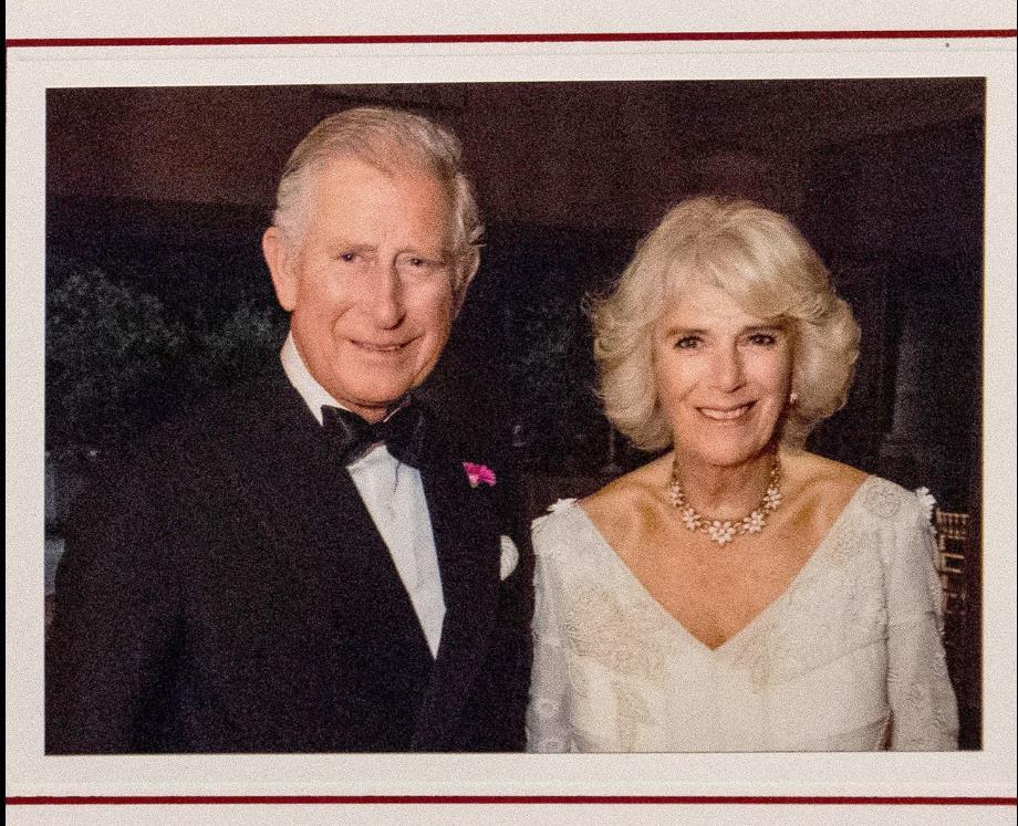 英国女王从年轻到老年的影像,戴安娜是英国王室中最个性的王妃