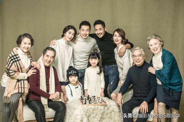 新年是团聚的时刻,全家福的拍摄技巧你可得学会