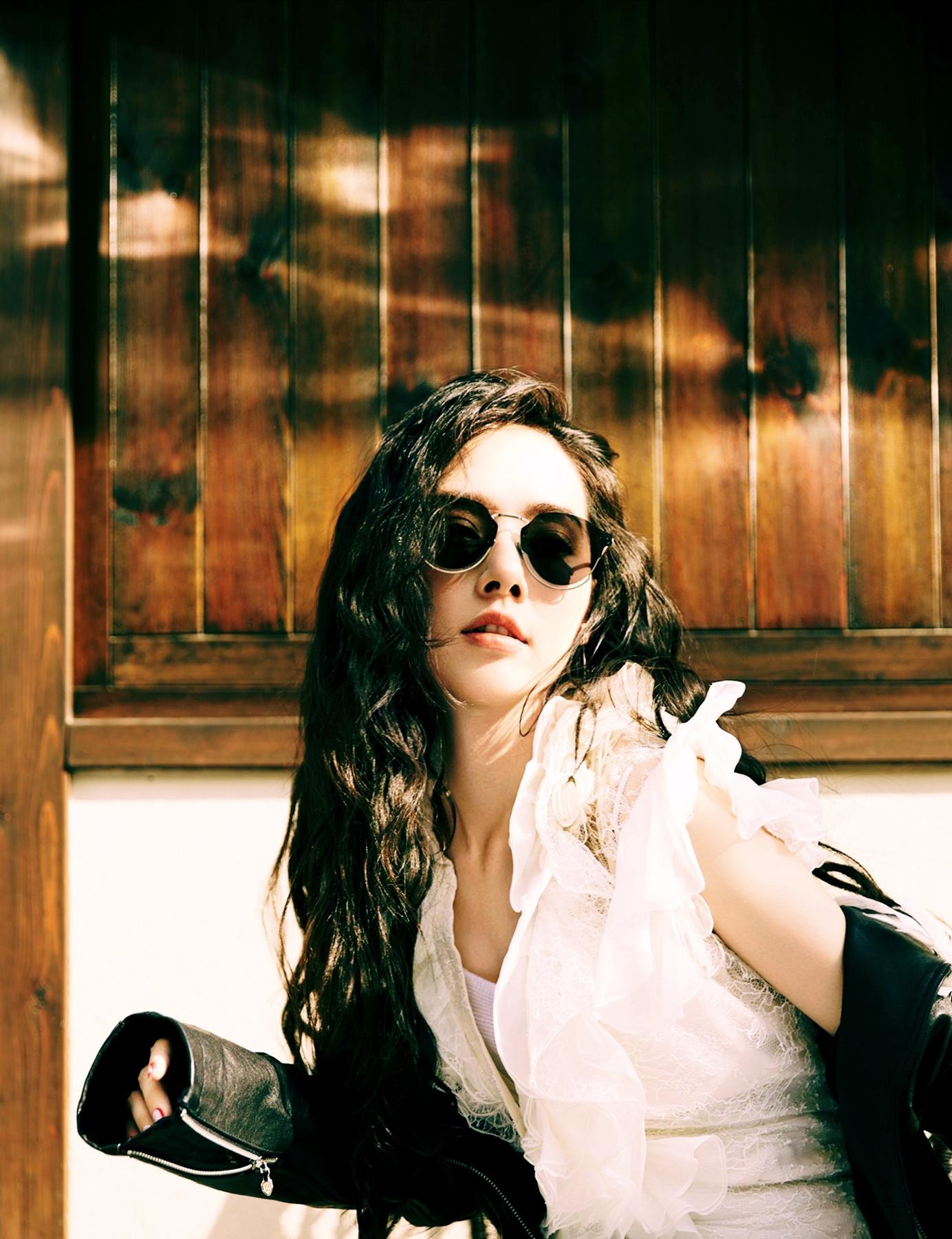 郭碧婷：家境普通的她凭什么成为香港太子妃？