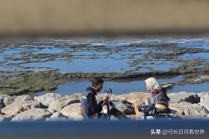 那又怎样,先干了这杯酒