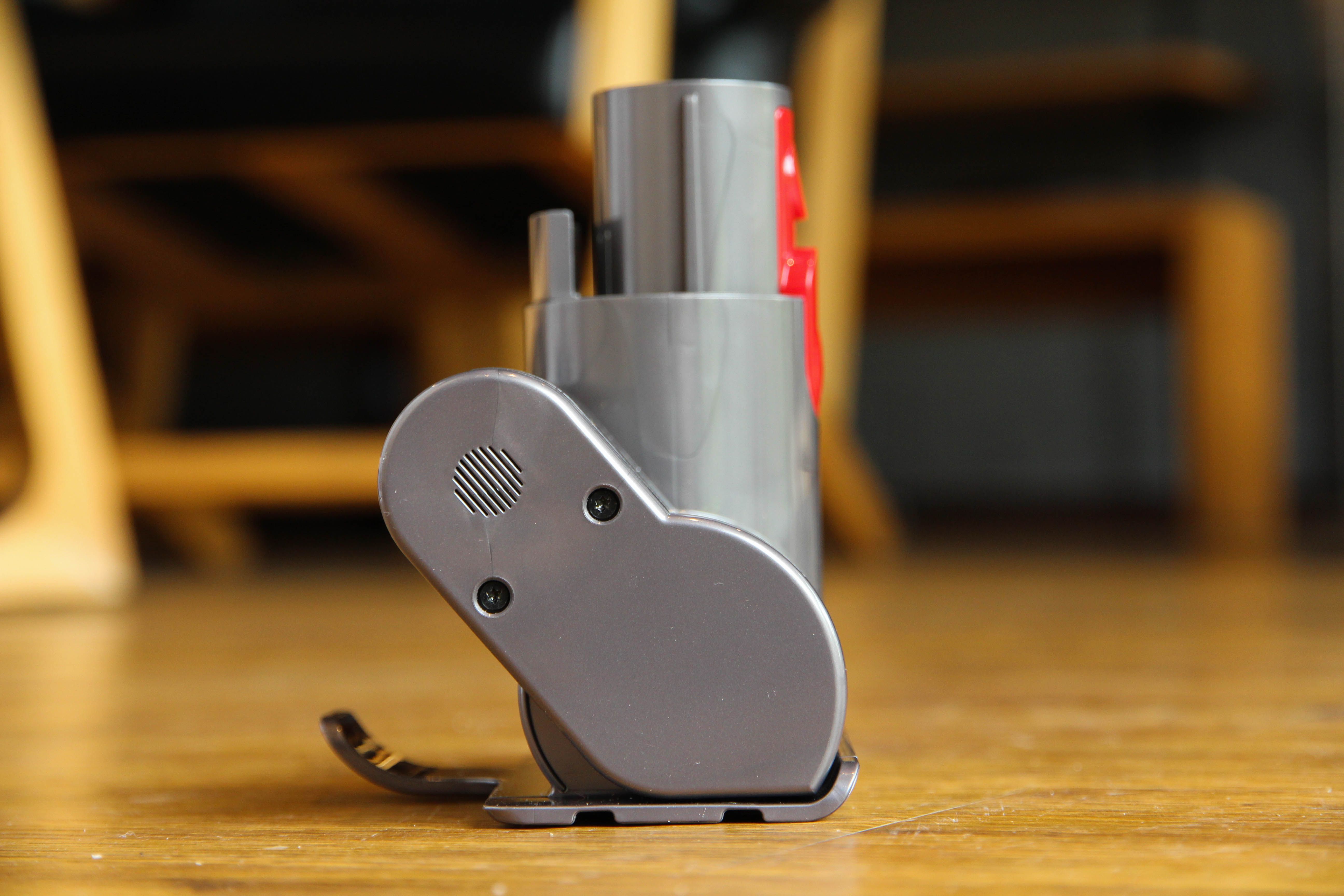 戴森吸尘器v8fluffyorigin拆洗,戴森吸尘器v8如何选择