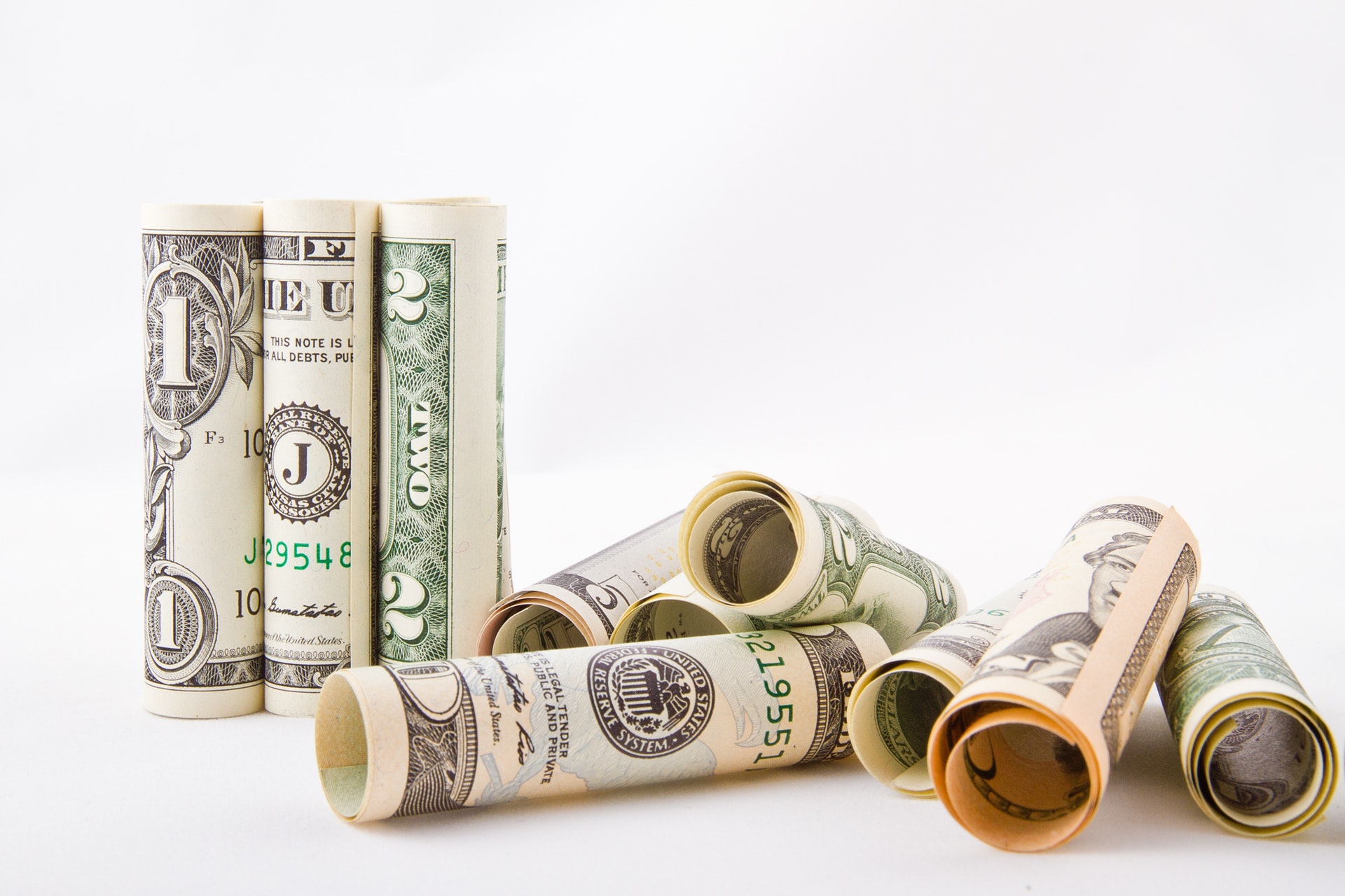 60岁以上欠钱没有能力还要坐牢吗,欠钱的不一定是大爷