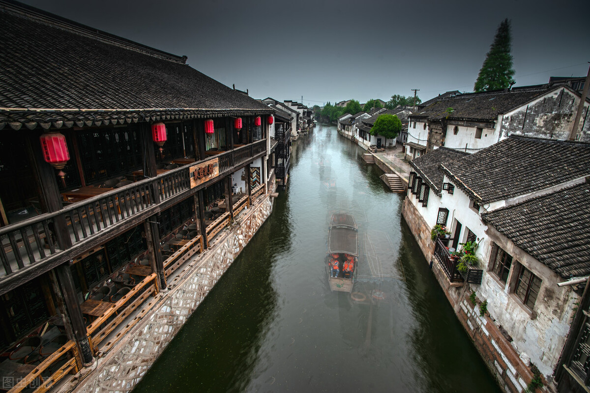 国内景色最美的十大古镇,国内风景优美的十大古镇