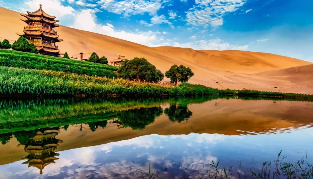 从敦煌坐火车到兰州需要几小时,从兰州到敦煌经过什么地方