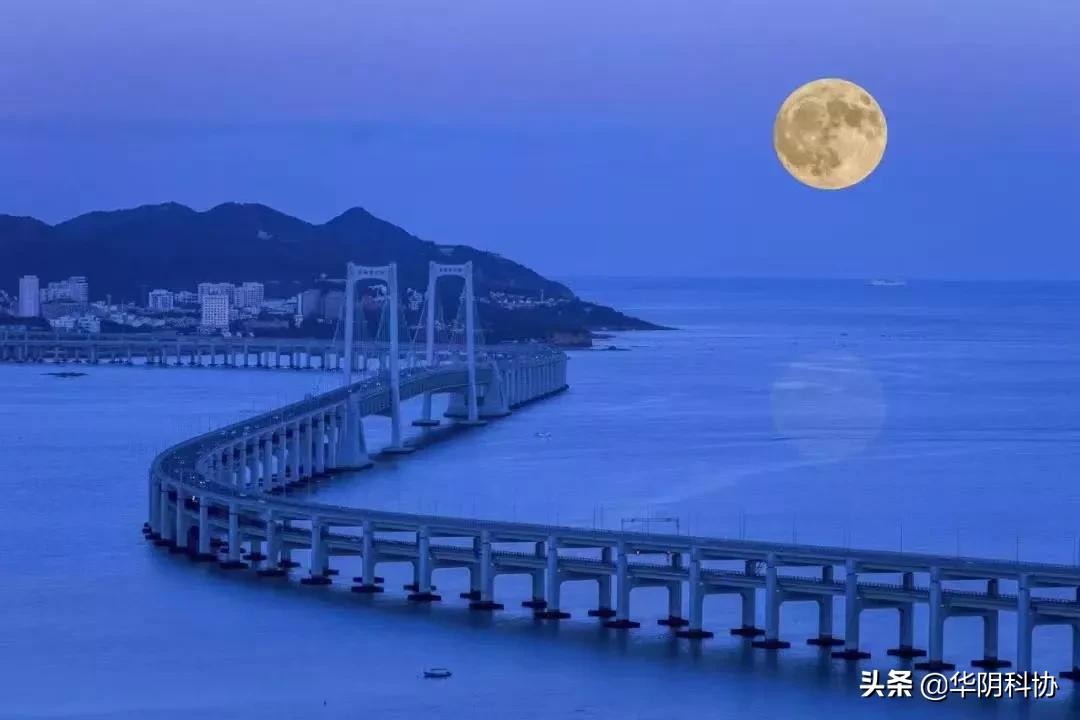 元宵佳节月圆灯明国泰民安,今夕元宵